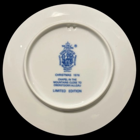Vintage 1976 Bareuther German Christmas Plate 'Chapel in the Mountains" - Picture 2 of 2